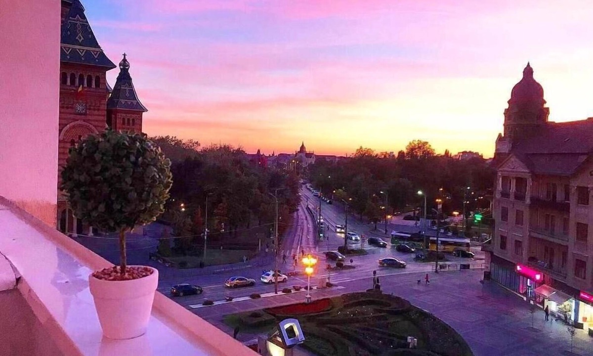 Old City Apartment | Downtown Timisoara Apartment w/Cathedral View &