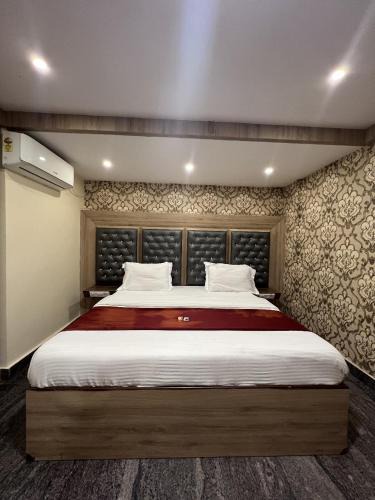 Bangalore City Center Hotel | dreamz lodge