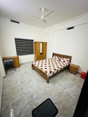 Kanjirappally Hotel | Dubai Inn