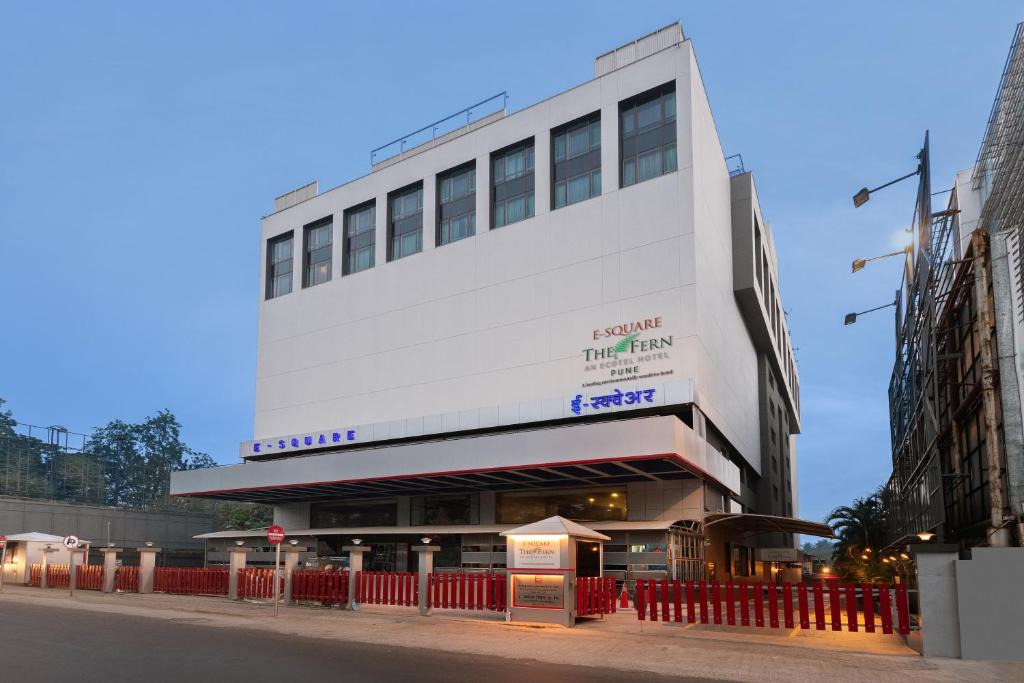 Pune Hotel | E-Square The Fern Pune, Series by Marriott