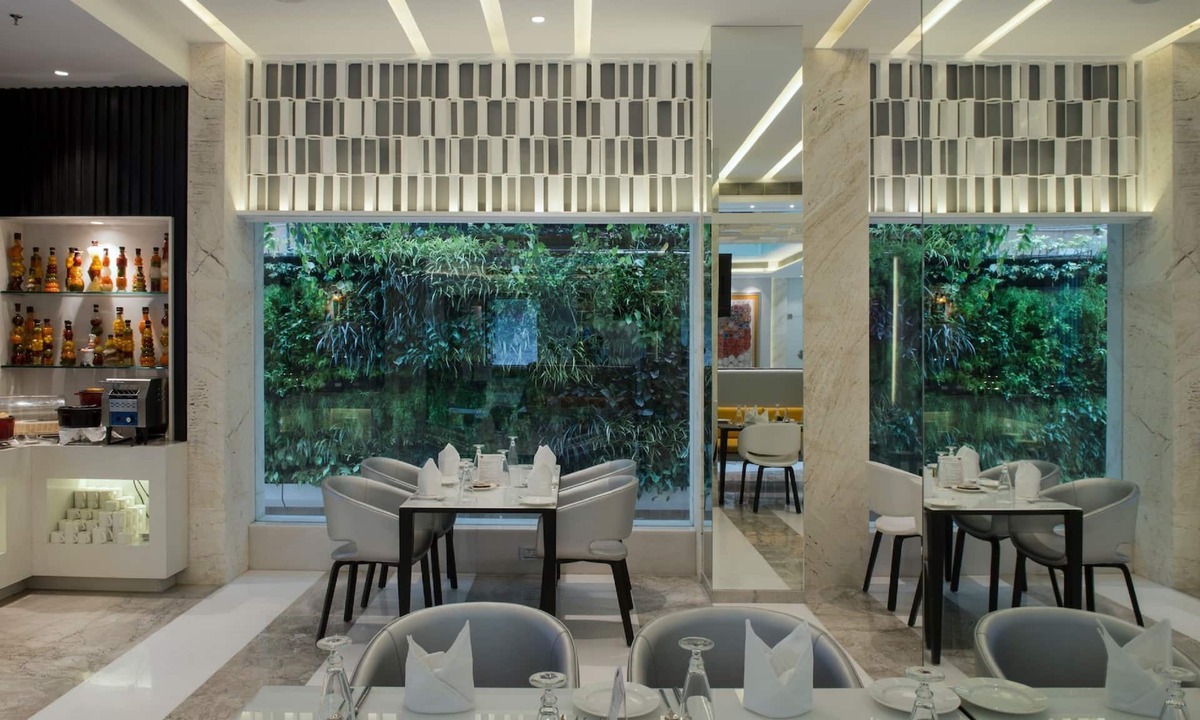 Vadodara Hotel | Eastin Residences Vadodara