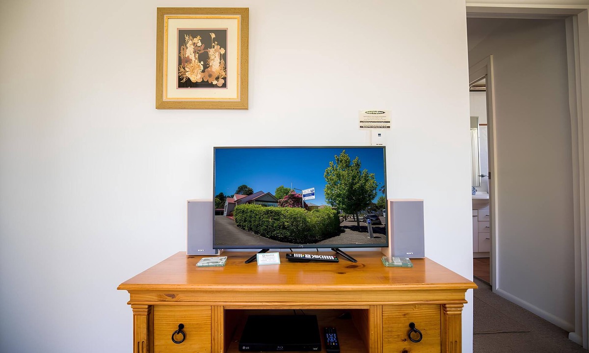 Katoomba Villa | Echo Point Village - 2 Bedroom Villa - Queen