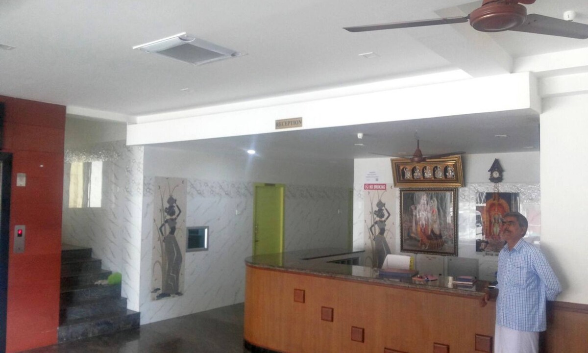 Palani Hotel | Eden A Park