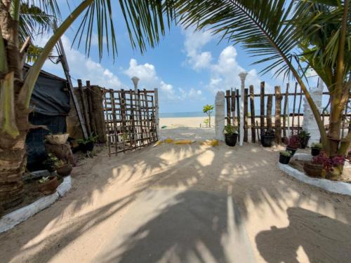 Khattalwada Bed & Breakfast | Eden beach homestay