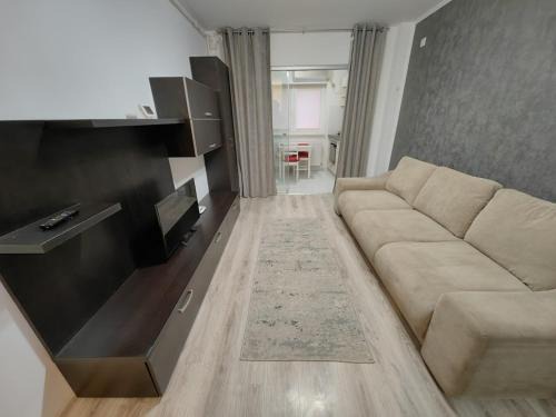 Sector 3 Apartment | Eden Flat