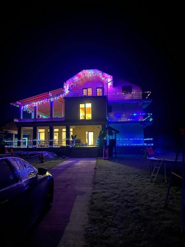 Adunati House | Eden Villa
