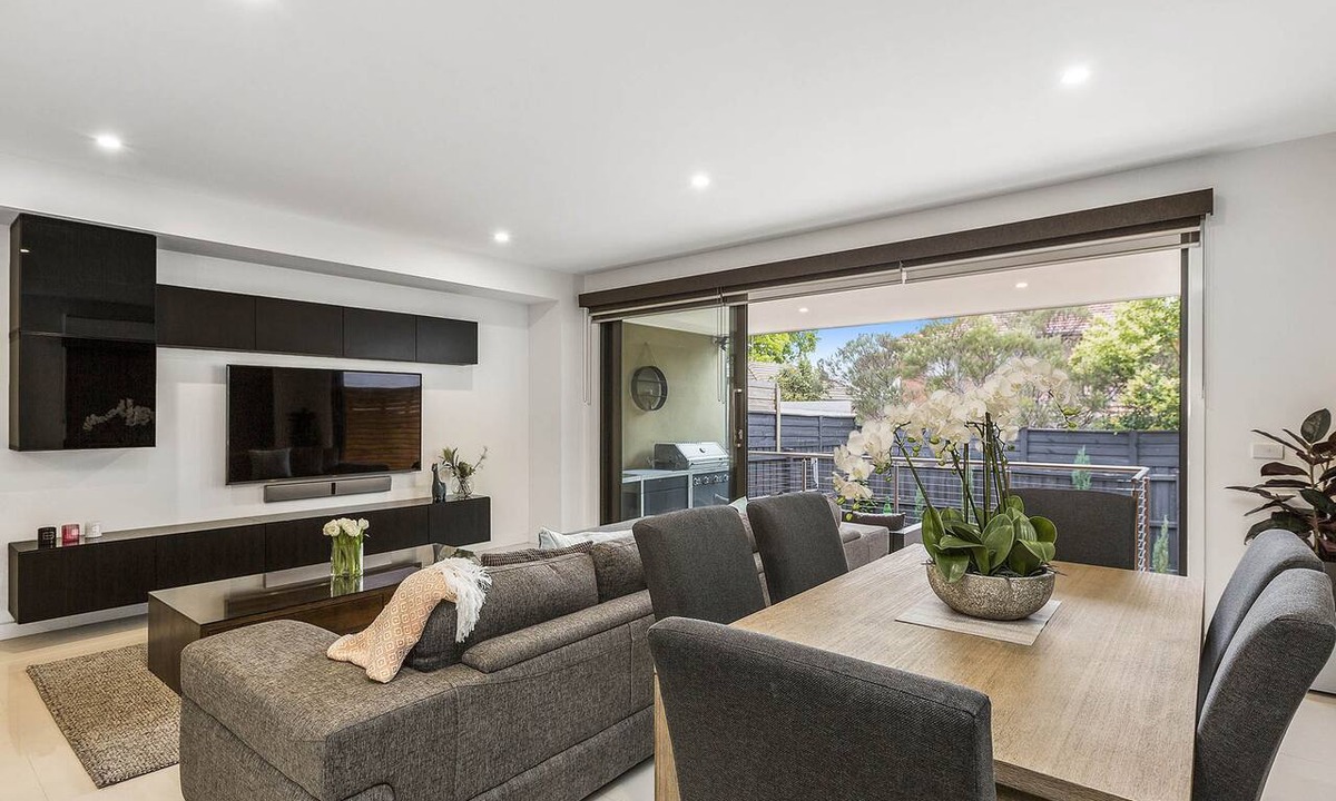 Flemington House | Edinburgh Place Pet Friendly