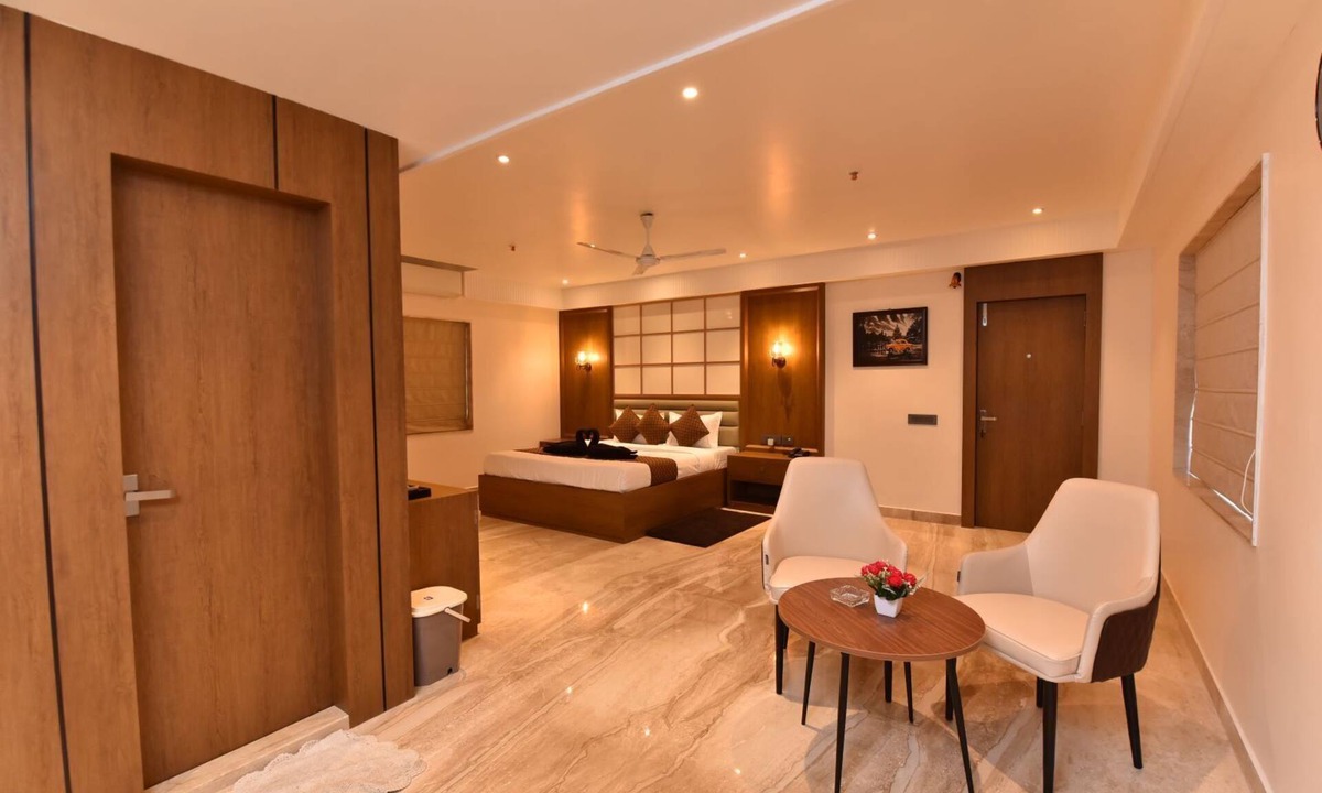 Berhampore Hotel | EENNRA SSUBARNA
