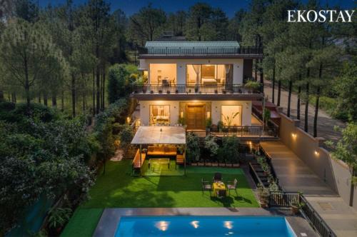 Wai Villa | EKOSTAY - Bellwood Villa