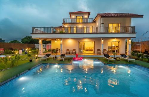 Chondhi Villa | EKOSTAY - Cherry Blossom