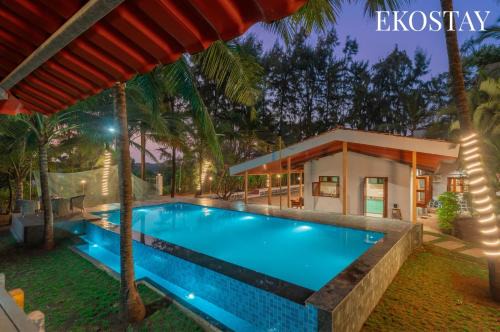Palghar Villa | EKOSTAY Gold - Koral Wood