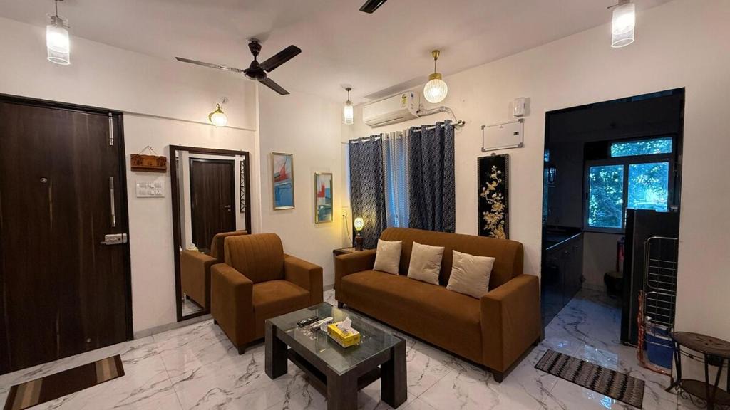 Ranwar Apartment | Elegant 1BHK at Bandra W Close to Lilavati hospital 304