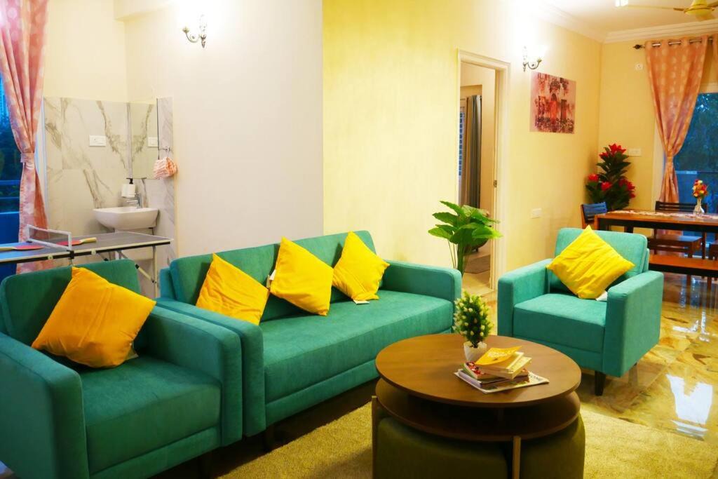 Serilingampally Apartment | Elegant 3BHK Apt near Gachibowli with All Amenities