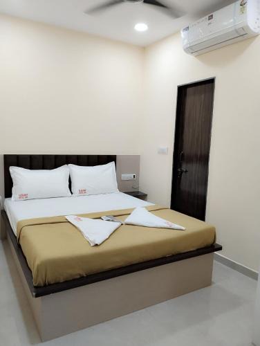 Surat Hotel | Elegant Inn Hotel