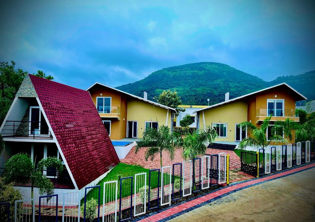 Rajgurunagar Villa | Elegant Resort And Health Club