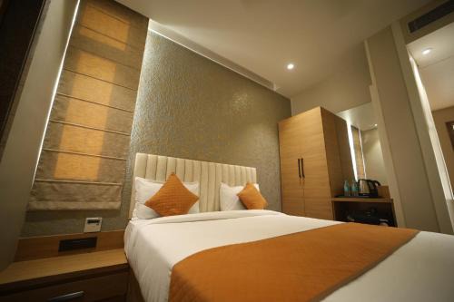 Jagatpura Hotel | Elight Inn Hotel