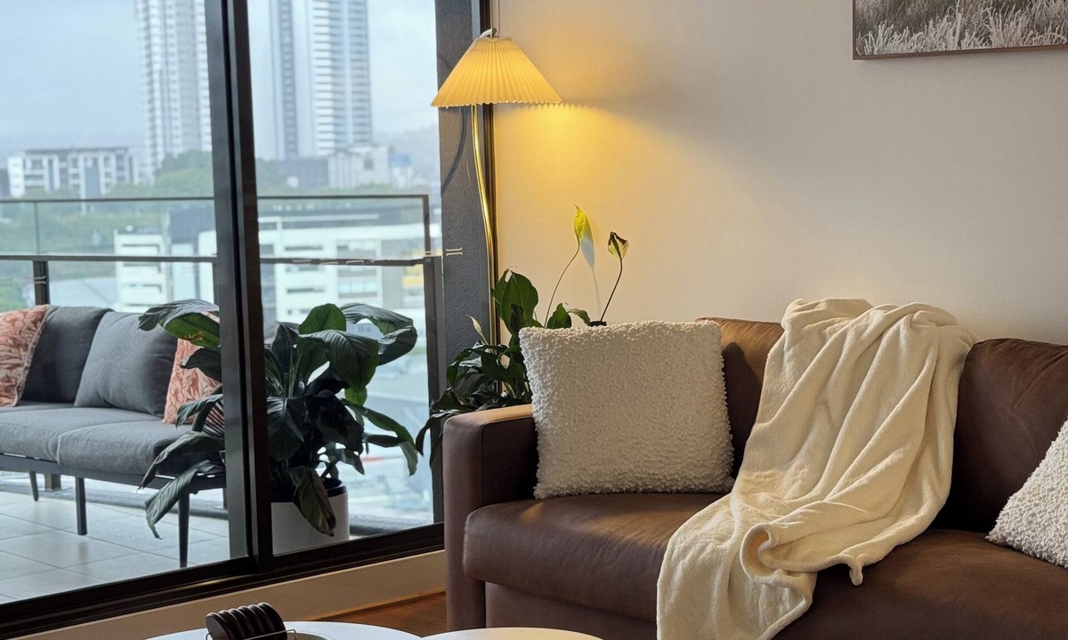 Newstead Apartment | Elite Stay- at THE DEAN’s PLACE W/City & Sunset View Free private parking, Pool