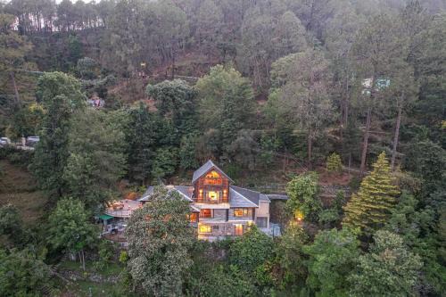 Shyamkhet Villa | ELIVAAS Blushing Pines 3 BHK With Attic and Classy Interiors