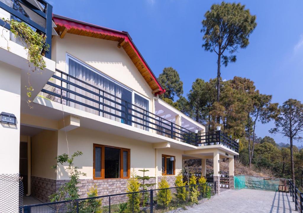 Nainital Villa | ELIVAAS, The Nakshatra Serene 3-BHK Villa Close to Kainchi Dham