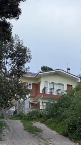 Kodaikanal Hostel | Elysian Villa by Hostel Jerusalem