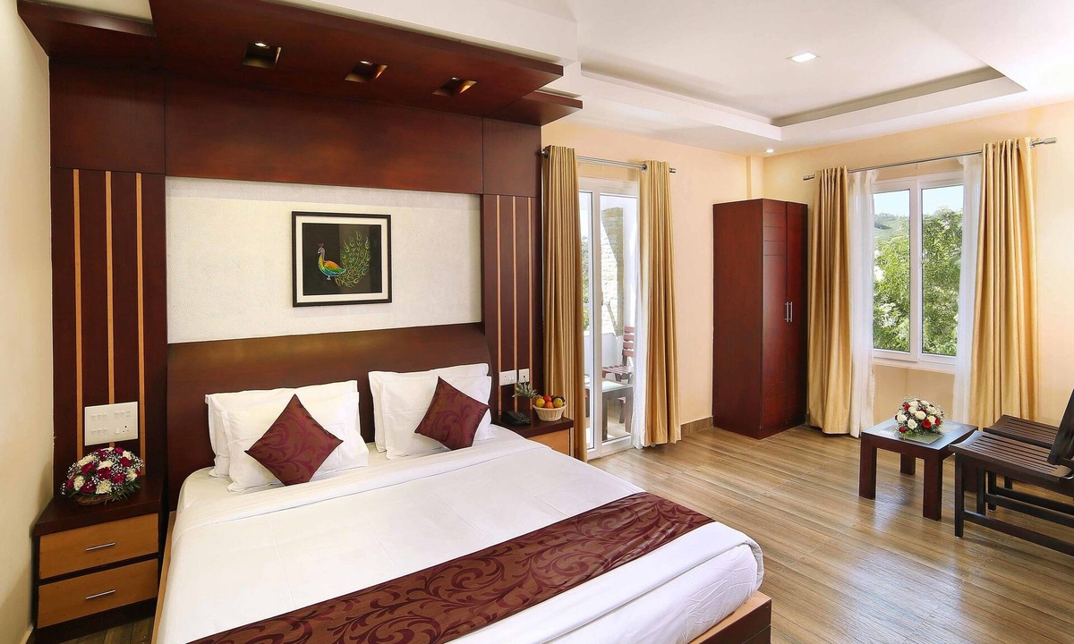 Munnar Hotel | Elysium Gardens Hill Resorts