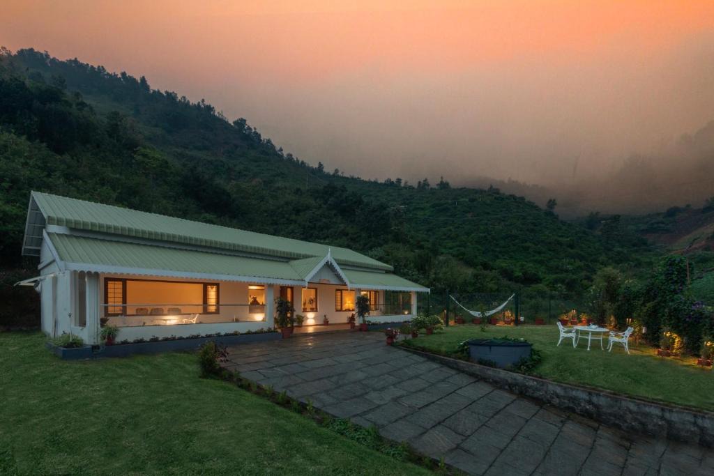 Mulligoor House | Emerald by Nature Resorts and Stays