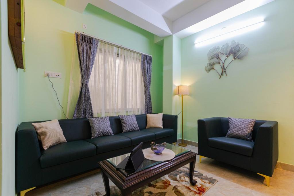 Ballygunge Apartment | Emerald House by JadeCaps 12BHK Park Circus