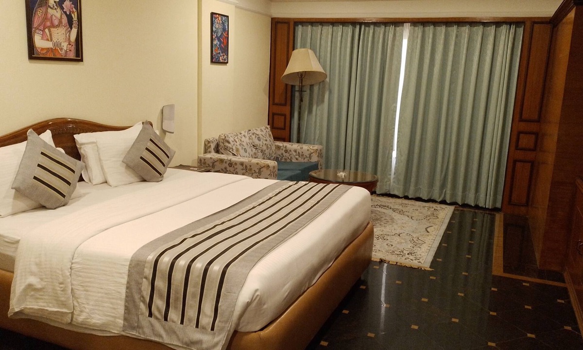 Bhubaneshwar Hotel | Empires Hotel Bhubaneswar