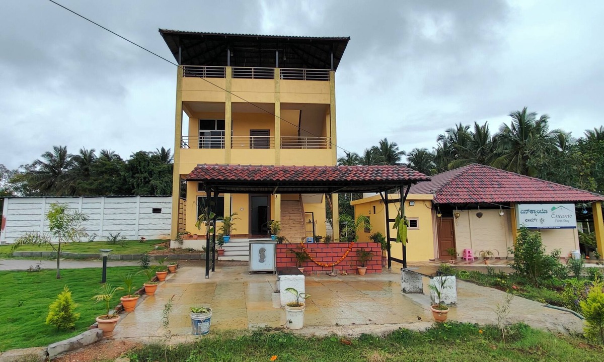 Hunsur House | Encanto Elegant - Family Suite