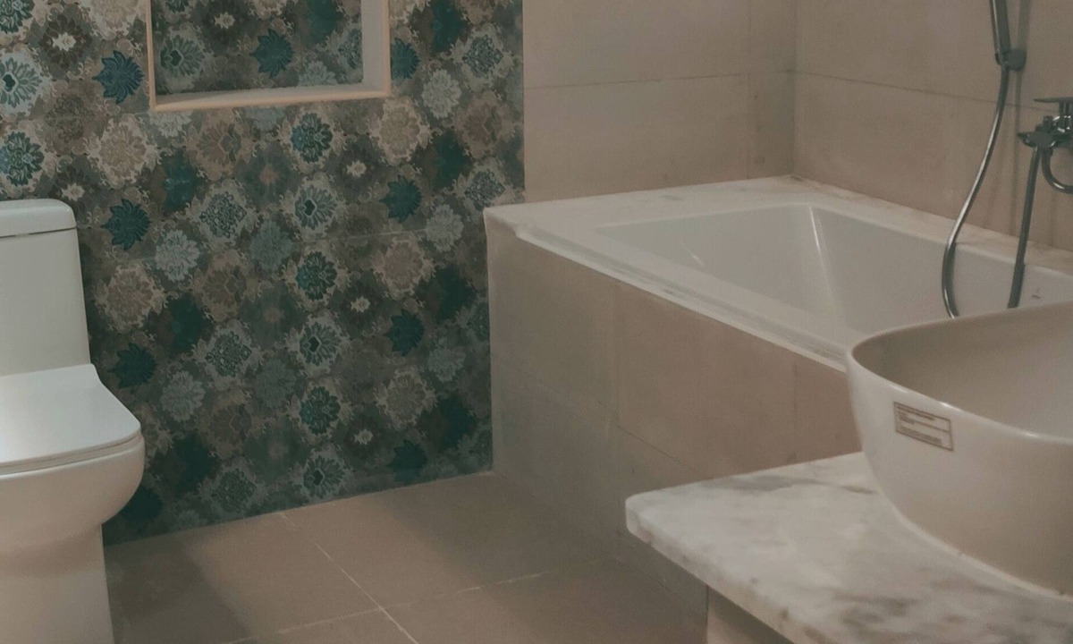 Mothilal Nagar Bed & Breakfast | ♛ Estancia Tranquila: 1 BR/1 WR+Bath Tub ♛