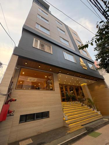 Mahmoorganj Hotel | Eve Hotel