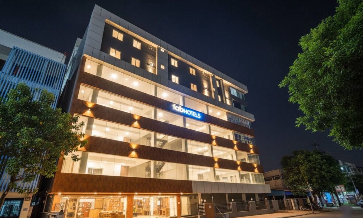 Marathahalli Hotel | FabHotel Airport Stay Inn - Near Kempegowda Airport