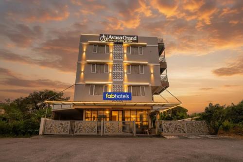 Ella Hotel | FabHotel Avasa Grand