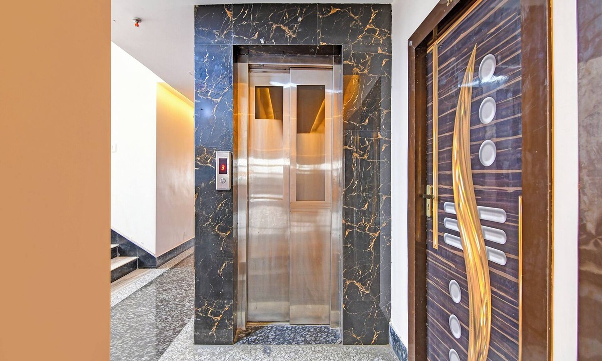 Dumdum Hotel | Fabhotel Bn Palace