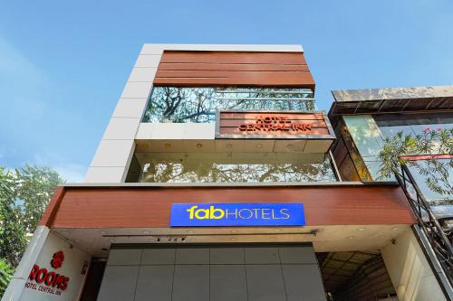 Thrippunithura Hotel | FabHotel Central Inn Residency
