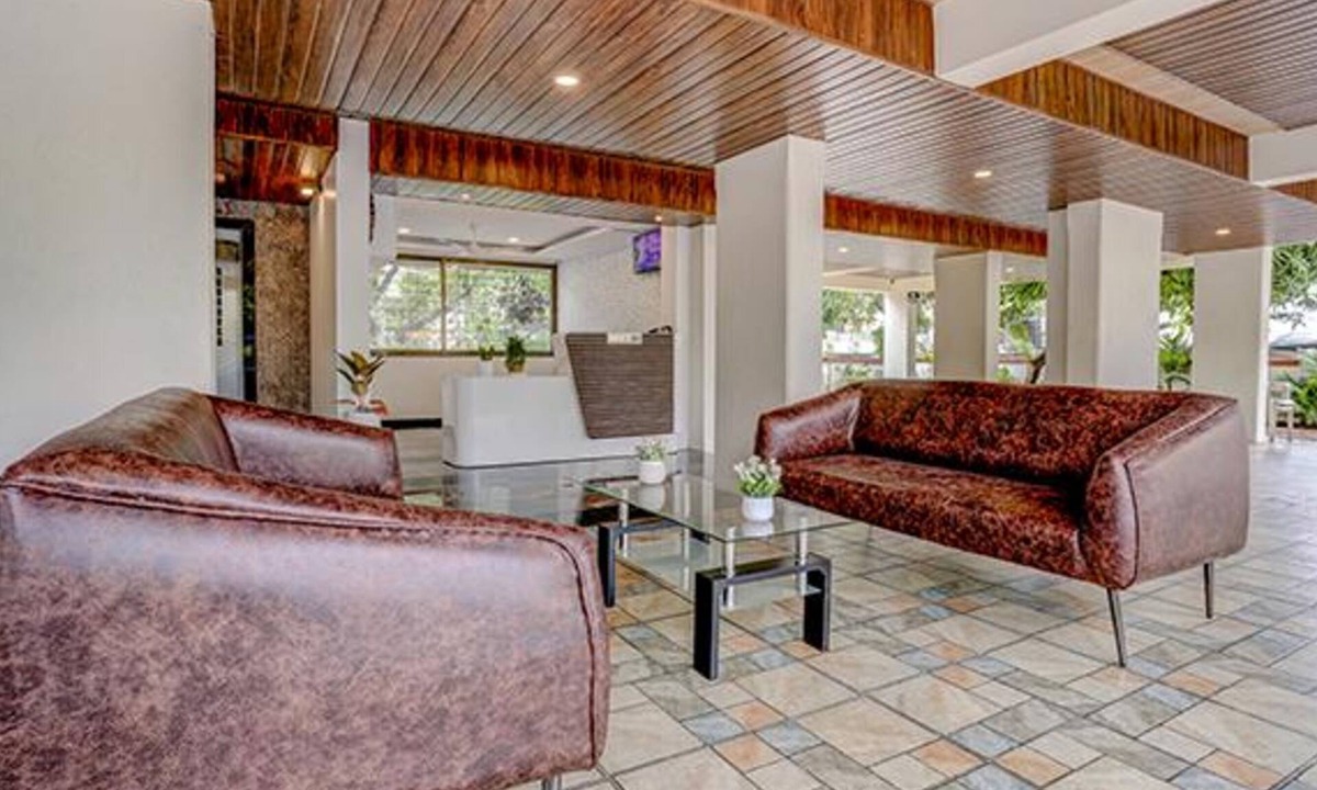 Kharadi Gaon Hotel | Fabhotel Ch Homes & Suites