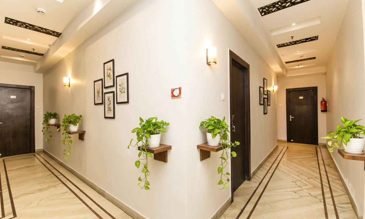 Kolkata Hotel | FabHotel De Sivalika