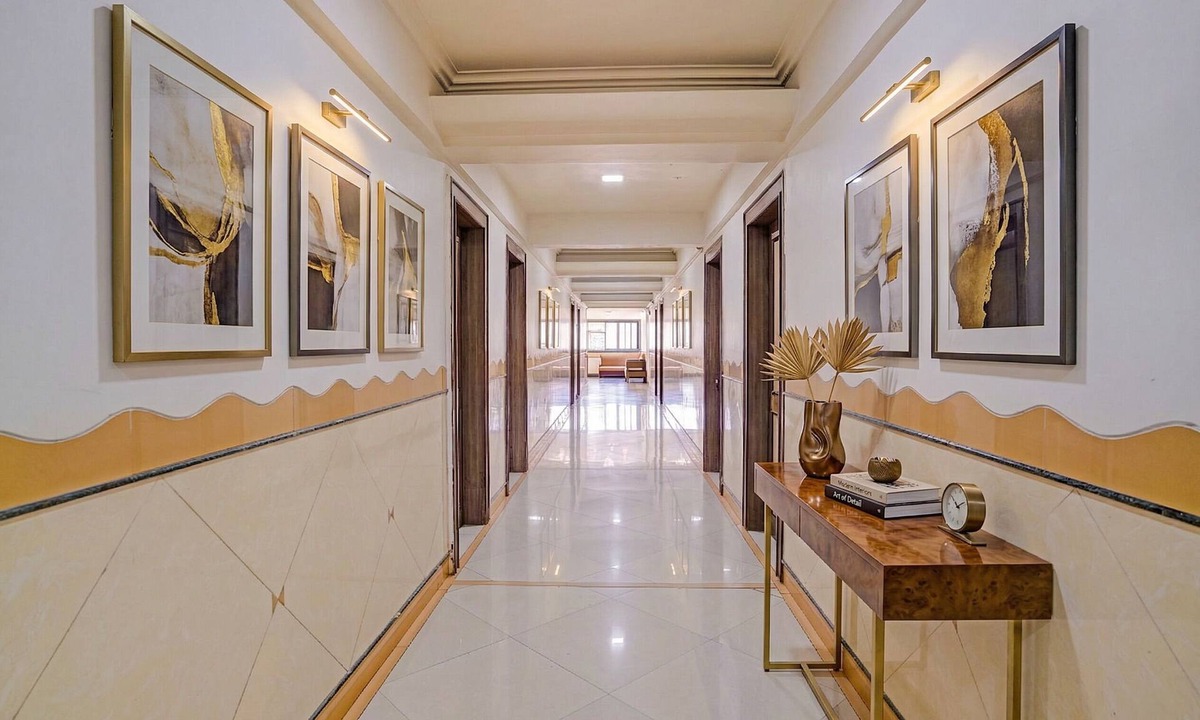 Bandra West Hotel | Fabhotel Dukes Plaza