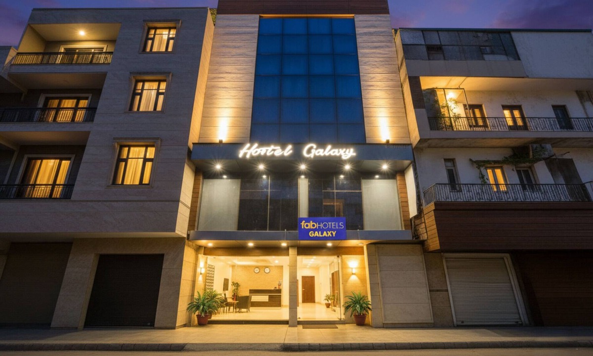 Patel Nagar Hotel | Fabhotel Galaxy