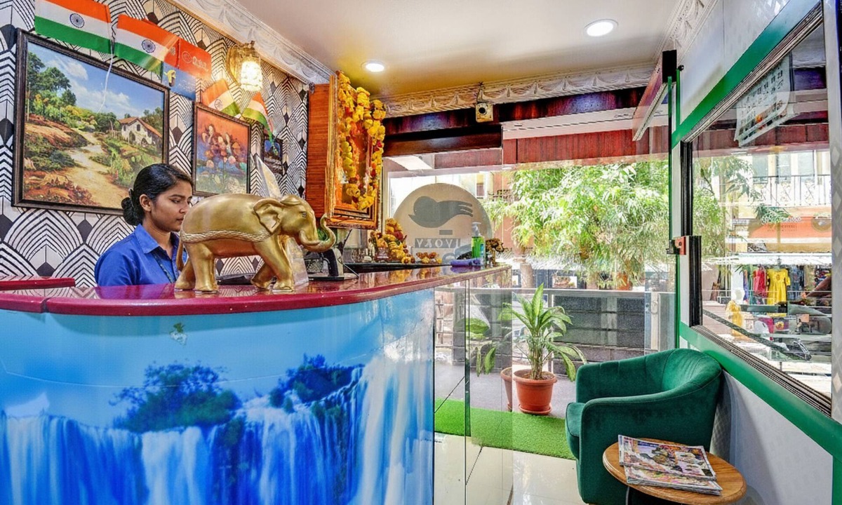 BTM Layout Hotel | FabHotel Ivory Pearl