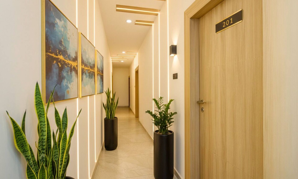 Warangal Hotel | Fabhotel Lake View Castle