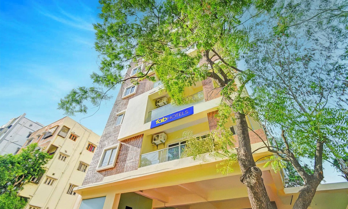 Kukatpally Housing Board Colony Hotel | Fabhotel Legacy