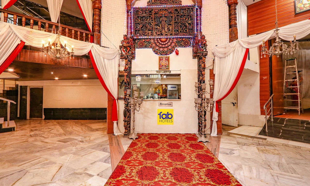 Lakdi Ka Pul Hotel | Fabhotel Maruthi Residency