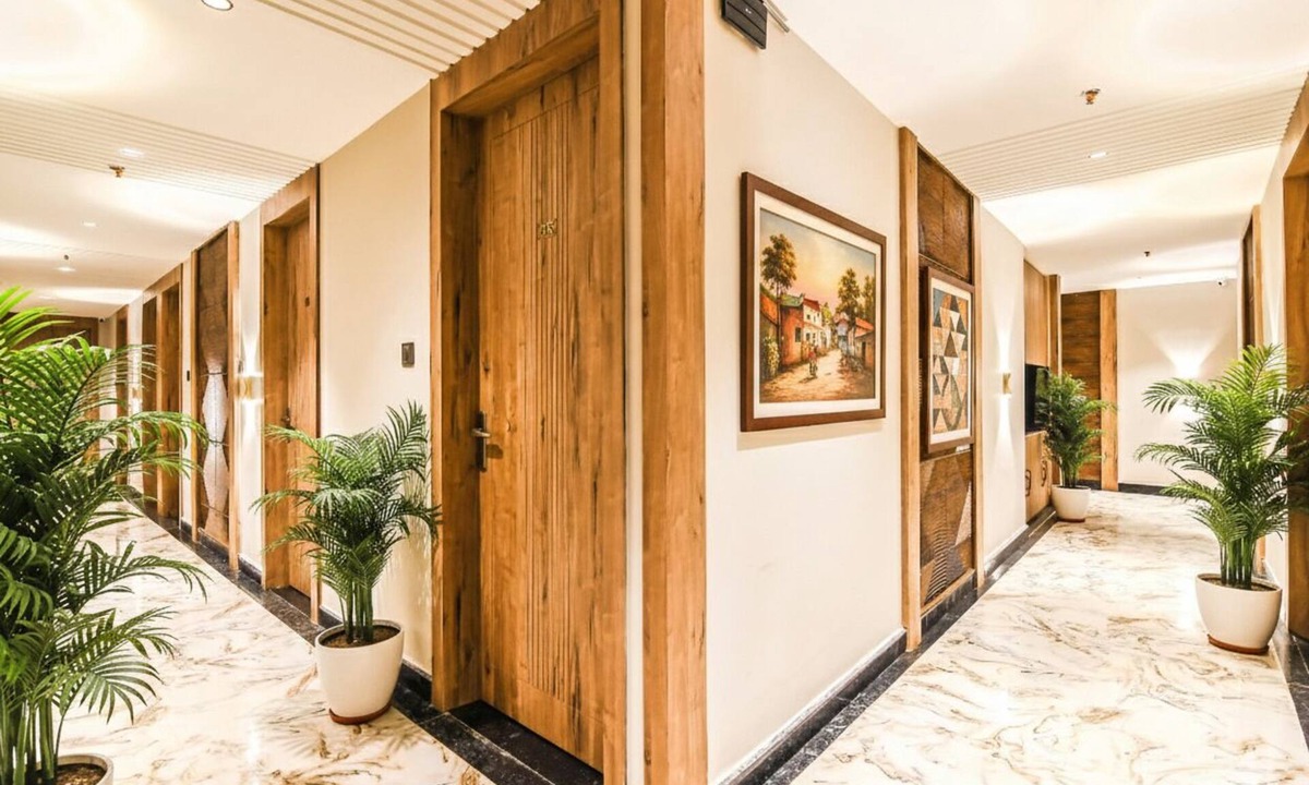 Krishnanagar Hotel | Fabhotel Prime Krishna Regency