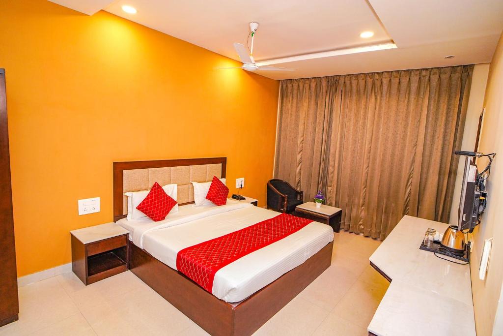 Khanjipeer Hotel | FabHotel Prime Manor