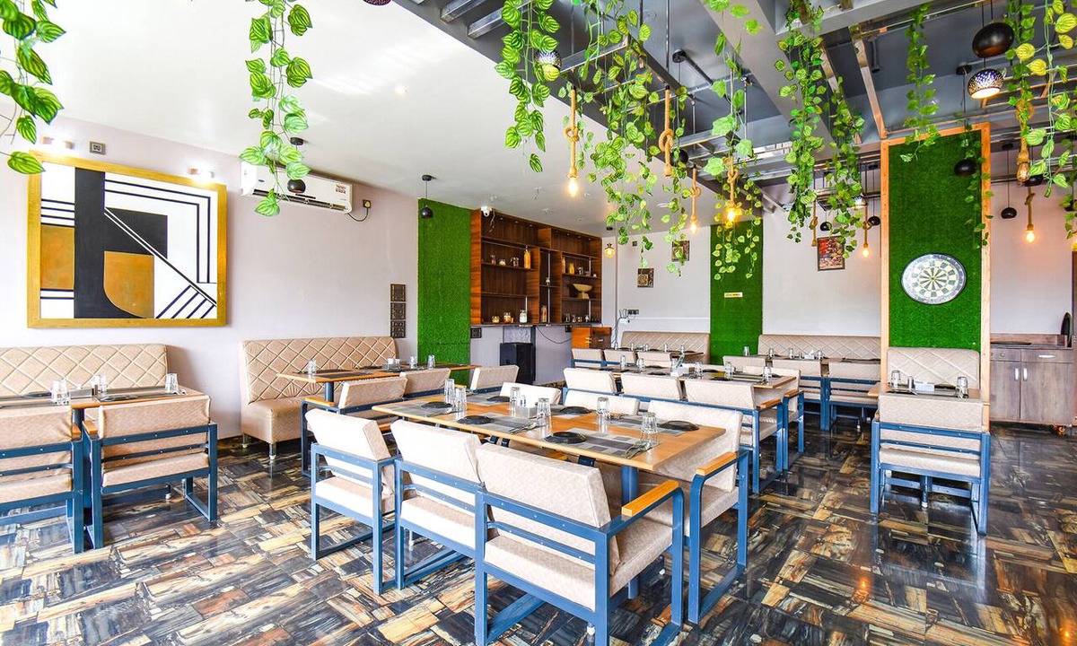 Kondhwa Hotel | Fabhotel Prime Rajmudra