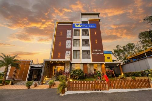 Hinjawadi Hotel | FabHotel Prime Rajmudra - Nr Butterfly Park - Hinjawadi