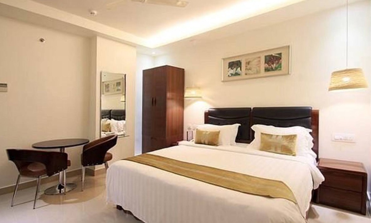 Dwaraka Nagar Hotel | Fabhotel Prime Ritz Comfort