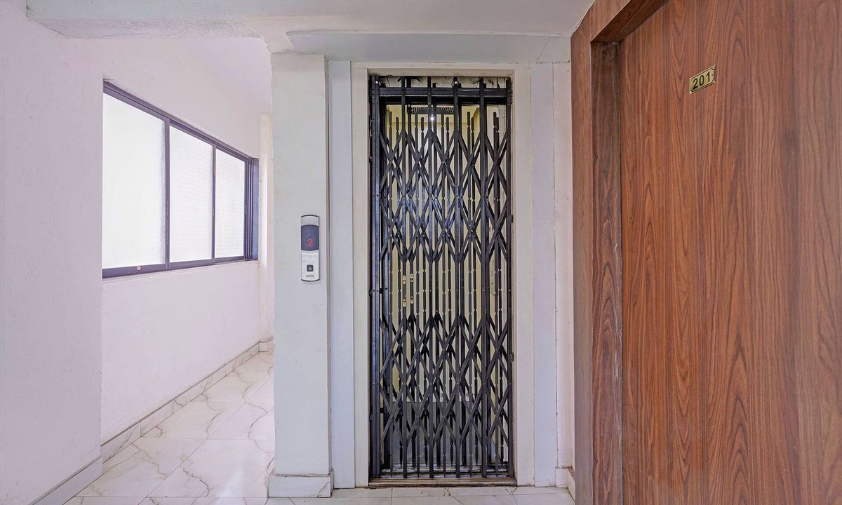 Vasai Hotel | Fabhotel Red Rose Palghar