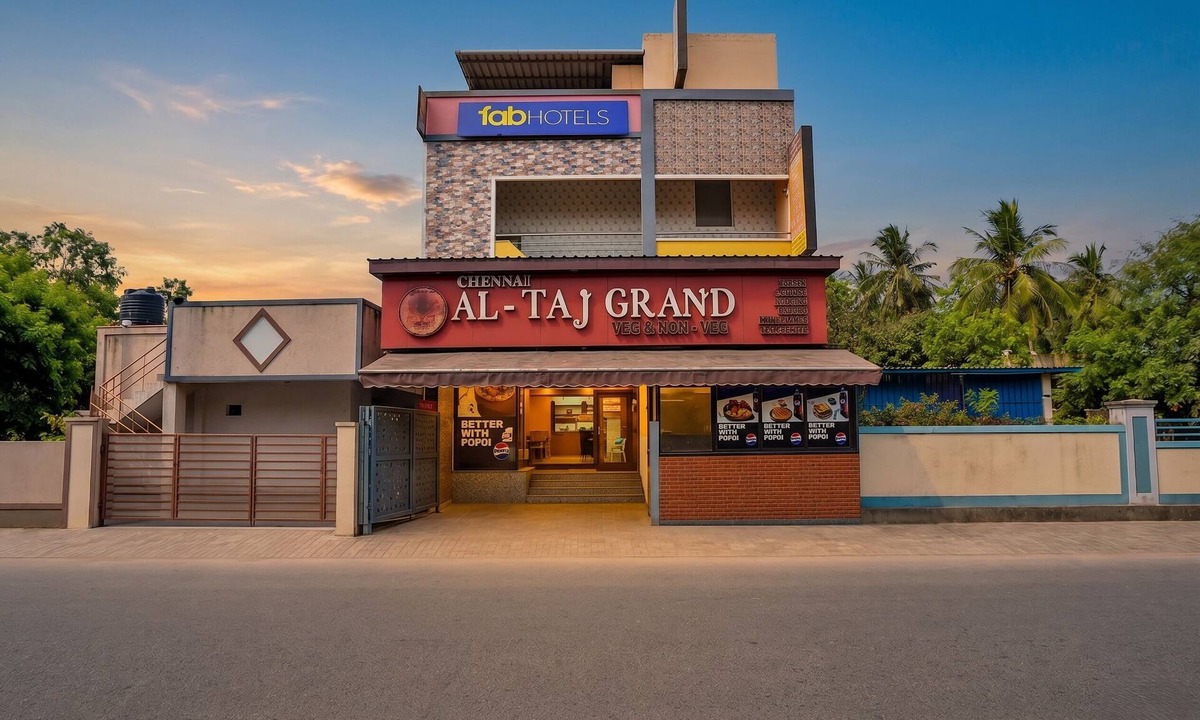 Urapakkam Hotel | Fabhotel Whites Inn Vandalur